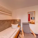 Pension Wernesgruen 3*