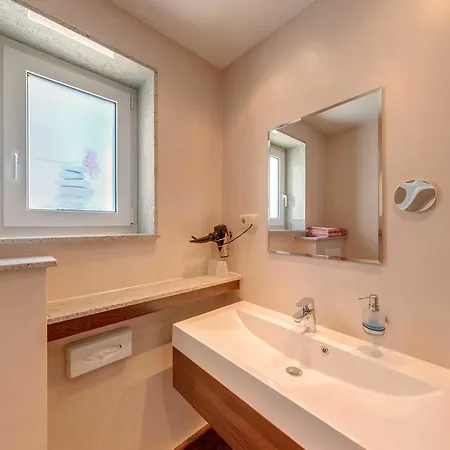 Pension Wernesgruen 3*